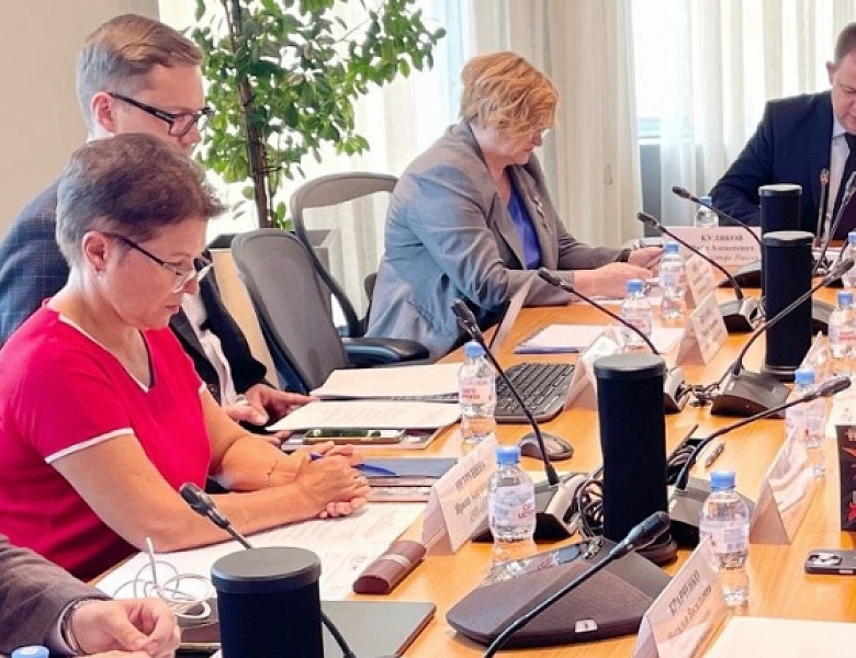 В Минпромторге обсудили подготовку к национальному съезду учебной промышленности